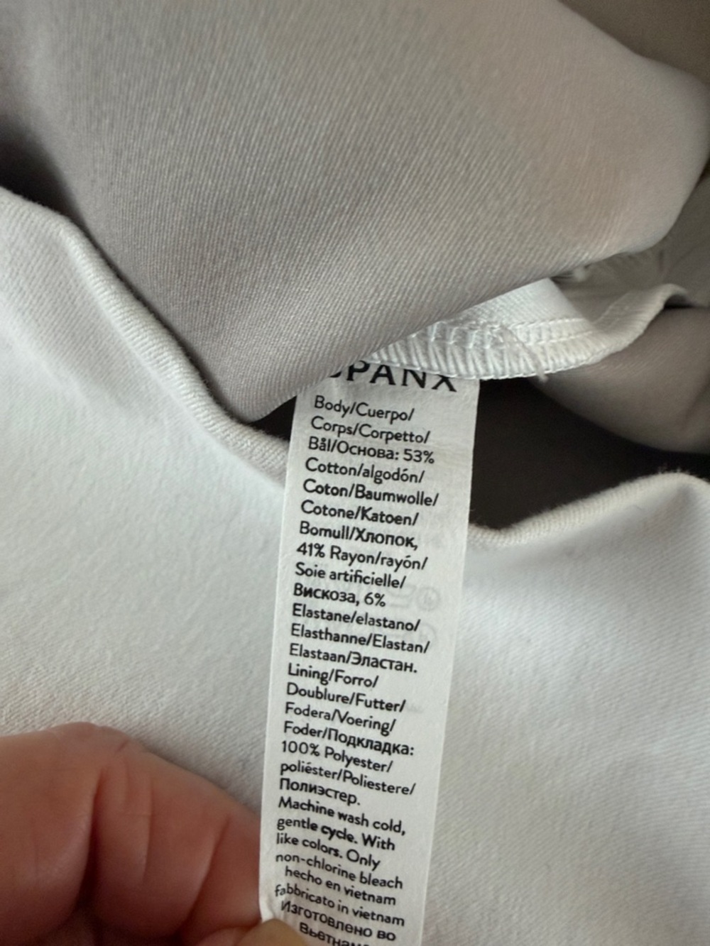Spanx Shorts Silver Lining 4" Classic White Shorts Size XL New with Tags Pull On - Picture 12 of 13